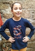 Camiseta manga larga 100% algodón ecológico niños y niñas con un diseño hecho en barcelona de una lagarta