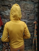 Camiseta amarilla manga larga con capucha 100% algodón ecológico para niñas y niños 